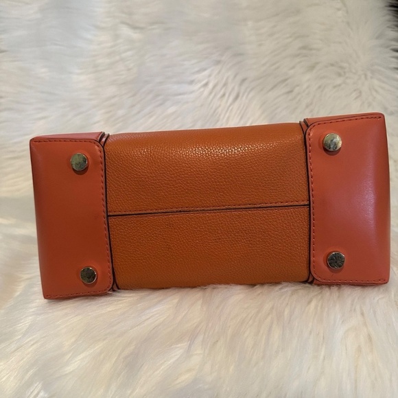 MICHAEL KORS Medium Tote Bag Purse Orange Crush Display Bag Missing Strap - Picture 5 of 9
